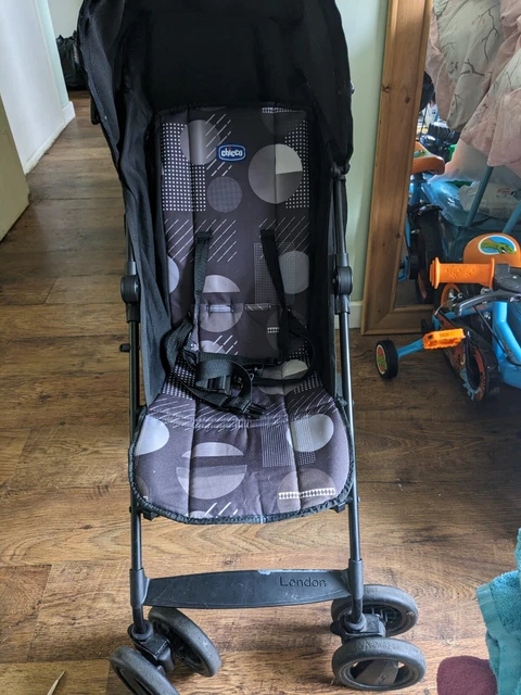 CHICCO LONDON STROLLER Black Pattern Pushchair 45.00 PicClick UK