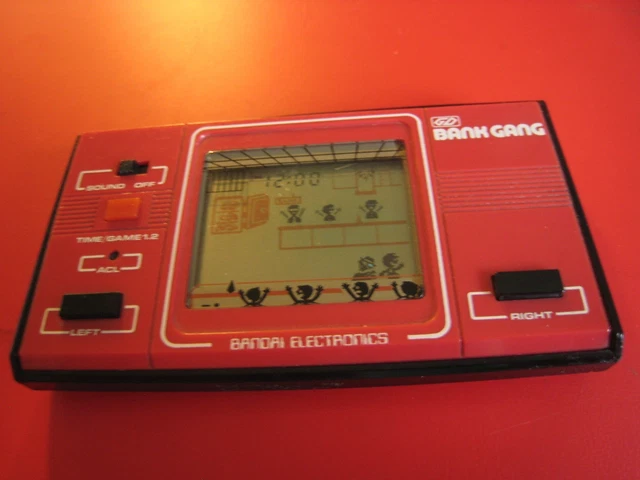 VINTAGE VERY RARE 1982 BANDAI GD BAKUDAN MAN LCD Game (Near Mint