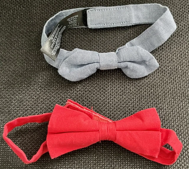 Pacchetto 2 cravatte fiocco blu rosso NEXT 18-24 mesi 1,5-2 anni bambino