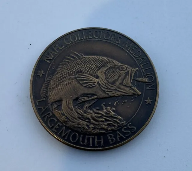 NORTH AMERICAN FISHING Club Collector Series Medallion Smallmouth