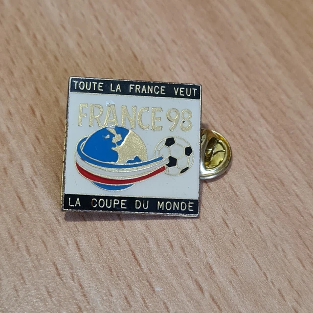 Pin's coupe monde France 98 football 1994 BV IMPEX métal sport