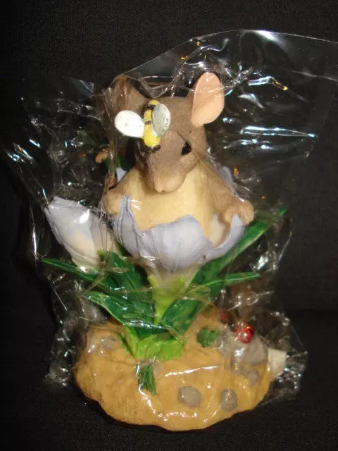 Charming Tails What's the Buzz Mouse Fitz and Floyd Figurine
