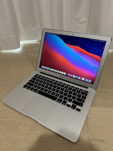 Apple MacBook Air A1466 Laptop 13.3" i5-4250U 8GBRAM 128GBSSD EMC2632 Mid 2013