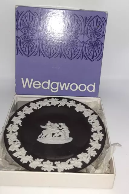 Vintage Wedgwood Black Jasperware 4.25 Inch Round Trinket/Sweet Dish