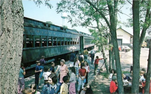 The Valley Railroad  Essex Depot Connecticut Passenger Train Postcard A/T