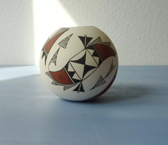 Navajo Acoma Pueblo Keramik, Vase, signiert, 10 x 7,5cm, wunderschöne Handarbeit