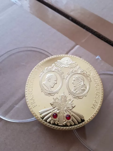 Gigant Medaille Münze 70 mm Papst Franciscus und Benedictus XVI