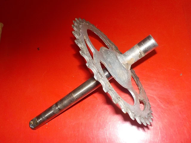 Axe de pédalier lisse pour poulie embrayage DOPPLER ER2 et OPEN sur PEUGEOT 103 SP, MV