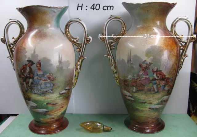 paire vase balustre en Porcelaine de Paris XIXème décor galant, château, manoir