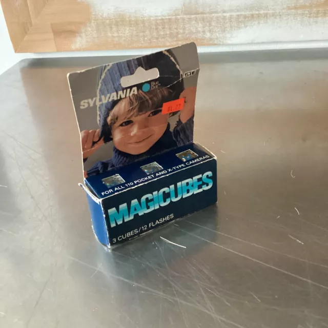 Nuevo Antiguo Stock Sylvania Blue Dot Magicubes 3 Cubos 12 Flashes, Nuevo En Caja