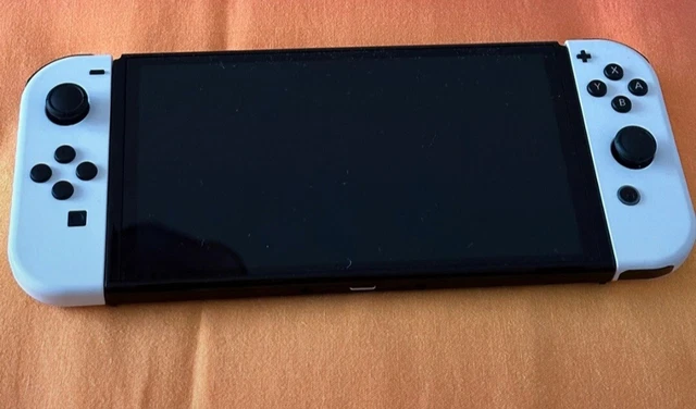 Nintendo Switch Modello OLED HEG-001 Console Portatile - 64GB - Bianco