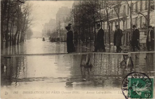 CPA AK Floodation 1900 PARIS Avenue Ledru-Rollin FRANCE (990747)