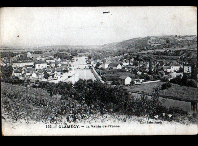 CLAMECY (58) BORD DE L'YONNE , VILLAS & PONT début 1900