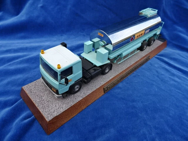 Miniature CEF Replex 1/50 – Renault R340 Semi-remorque Citerne Chimique SCR 1988