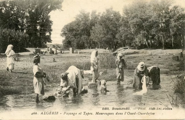 Carte Postale / Postcard / Algerie / Mauresques Dans L'oued Ouerdejou