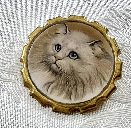 KL Designs White Cat Portrait Brooch Pin