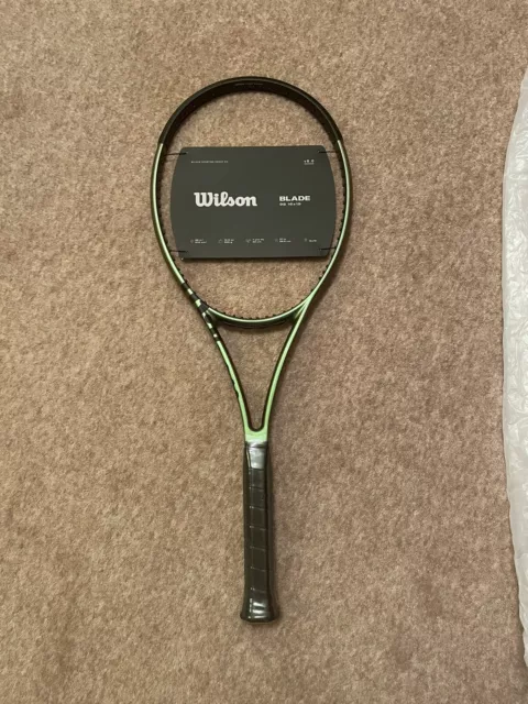 Wilson Blade 98, 16x19, Grip Size 2, V8