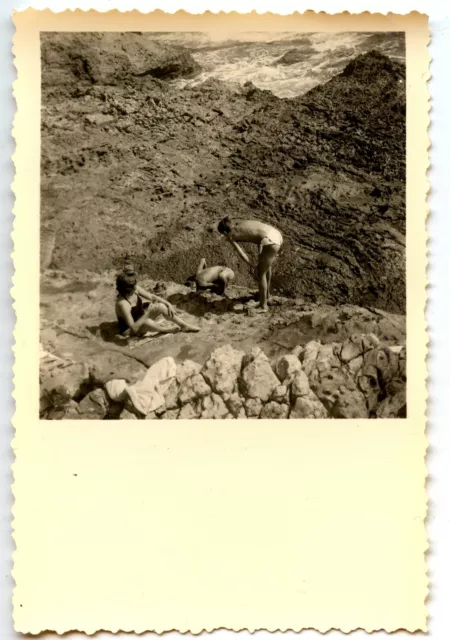 Family Beach Rock Beachfront Landscape - Old Year Photo 1950 60