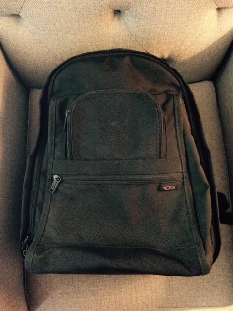 Tumi 2681 D3 Nylon Laptop Backpack- Excellent Condition- Original Tumi Quality
