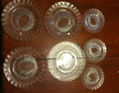 Kig Indonesia Clear Pressed Glass/ 3- 7'' & 4-10 1/2'' Plates