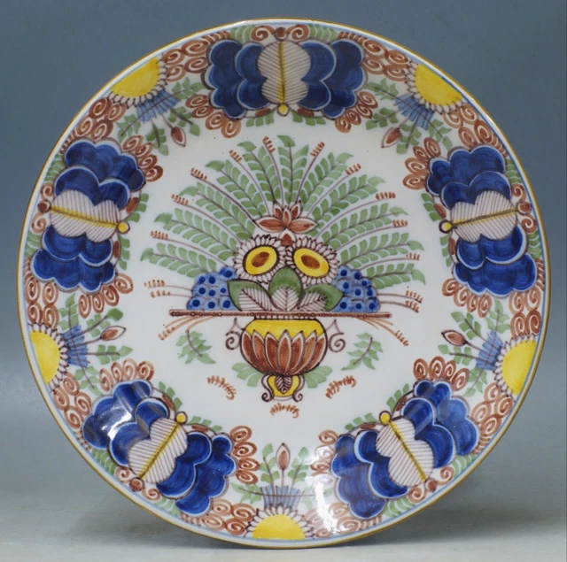 perfect polychrome Makkum Tichelaar blue delft charger with flowerbasket