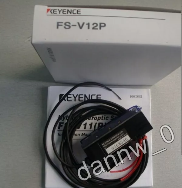 New In Box KEYENCE FS-V12P Fiber Optic Sensor
