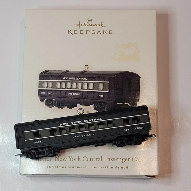 Hallmark Lionel New York Central Passenger Train Ornament/Display 2008 Metal