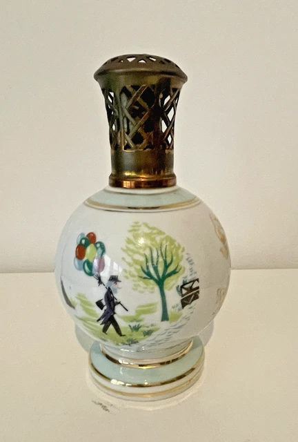 PEYNET LES AMOUREUX : POT ANCIEN EN PORCELAINE DE COULEUVRE.#SoutienUkraine EUR 22,00 - FR