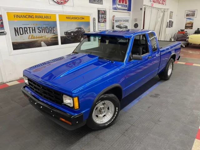 1983 Chevrolet S-10 - 350 V8 ENGINE - SHOW QUALITY PAINT -SEE VIDEO