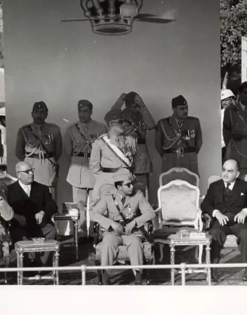 King Faisal II Iraq 1953 Press Photo Baghdad Accession Parade Royal Dais *P80a