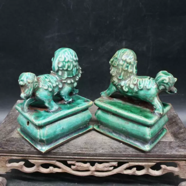 Chinese Old Marked Green Glazed Pair Porcelain Foo Dog Palace Lions Collection 3