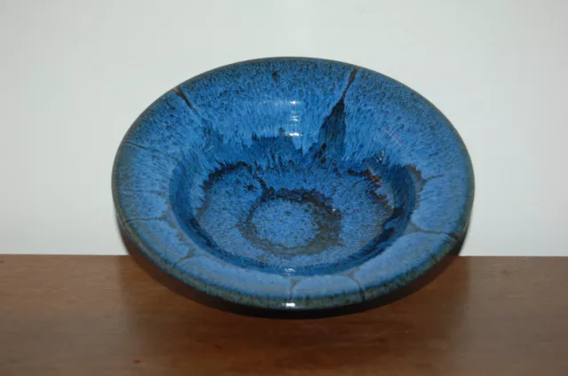 Ancienne coupe , vide poche bleue & noire , poterie ronde 19 cm signée P.S.M