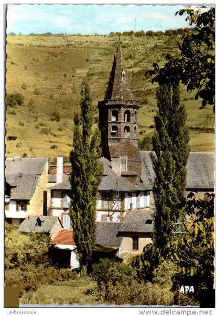 12 MARCILLAC VALLON - l'eglise saint martial.