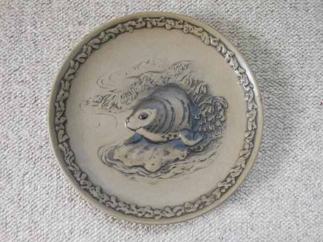 Poole Pottery Mouse Nibbing a Seed Amongst Flowers Stoneware Plate Designed by Barbara Linley Adams - Australia