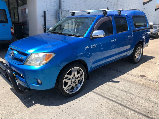 Sr5 Automatic - Sep 2024 Rego - Toyota Hilux Dual Cab Ute Canopy