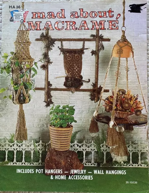 8 Vintage Macrame Books Lot Plant Pot Hangers, Wall Hangings Decor 1970's