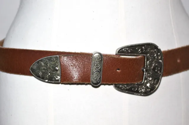 ceinture/ceinturon APRIL MAY - cuir - 85 - long totale 100 cm - largeur 3,5 - BE