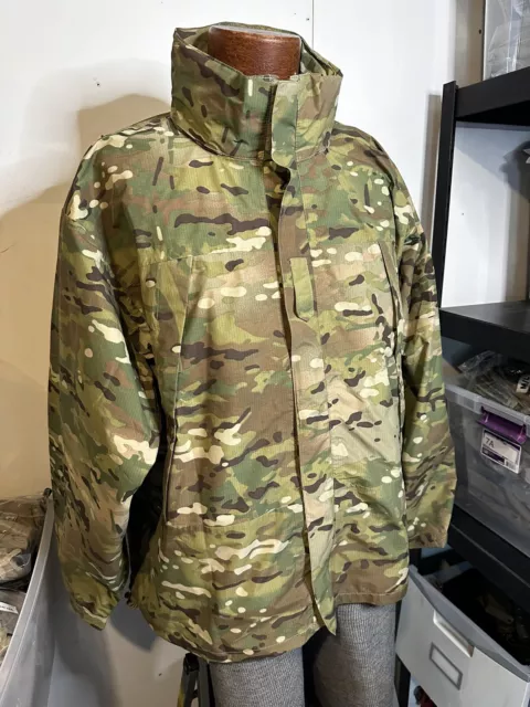 Military OCP. Multicam. Gen III Layer 6 Wet Cold Weather Jacket. Medium regular