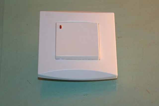 Interrupteur Simple Allumage Alvais Alombard - Plaque Abricot ALB 85059 - Occasion