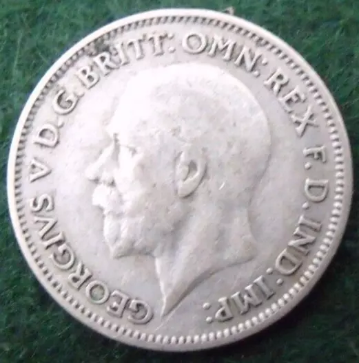 1931 GEORGE V SILVER SIXPENCE  ( 50% Silver )  British 6d Coin.   375