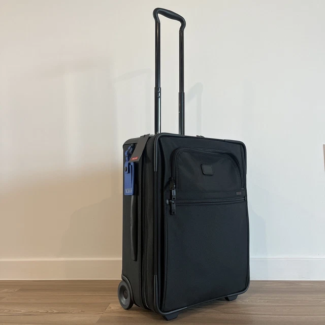 NEW Tumi Alpha 2 International Expandable 2 Wheeled 22” Carry-On Blue Tag $675