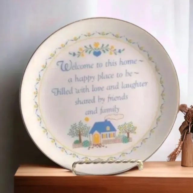 Decorative plate home and family American Greetings 1985  6.25" Lasting Memories