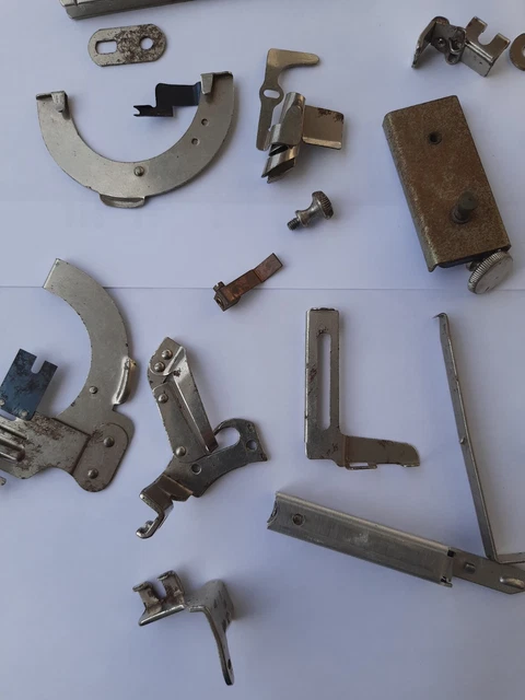 KIT RICAMBI PER macchina da cucire Singer antica EUR 30,00 - PicClick IT