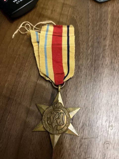 Original British WW2 GRJ George VI - 1939 - 1945 Victory Star Medal