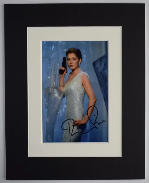 Rosamund Pike Signed Autograph 10x8 photo display James Bond Film Actress AFTAL