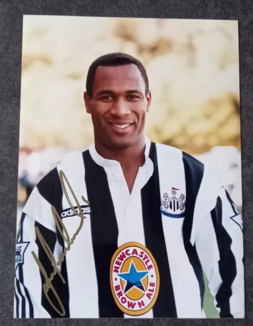 LES FERDINAND Hand-Signed Photo NEWCASTLE UNITED  7"X5" AUTOGRAPH  1995-97