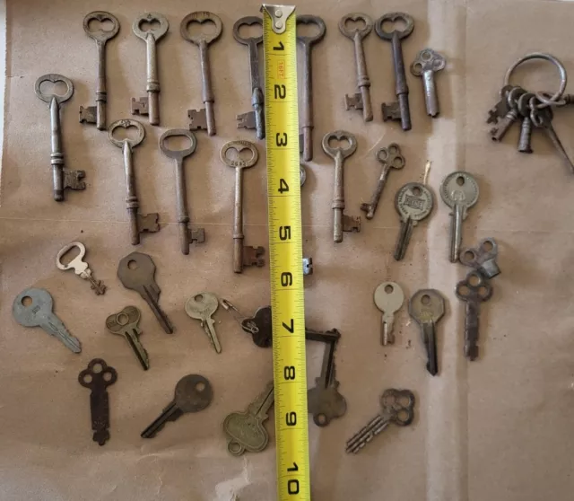 Vintage, Antique Lot Of Ornate Keys Mixed Fancy Old Skeleton Cool!! & others