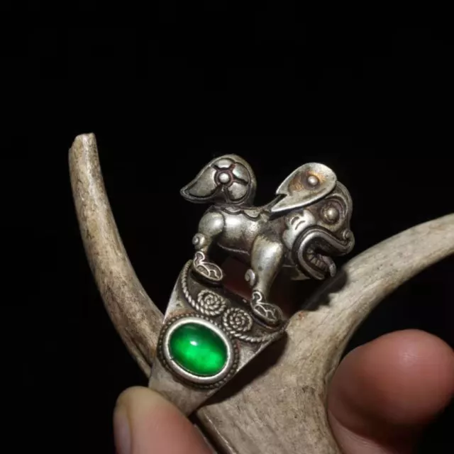 Ring Collection Chinese Old Tibetan Silver Inlaid Green Stone Jade Lion Statue