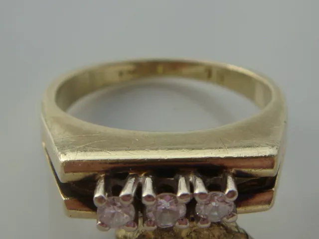 Antiker Ring - Goldring mit Brillanten besetzt. ca. 0,15 ct.585 er Gold