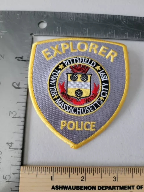 LE9b7 Police patch Massachusetts Pittsfield Explorer